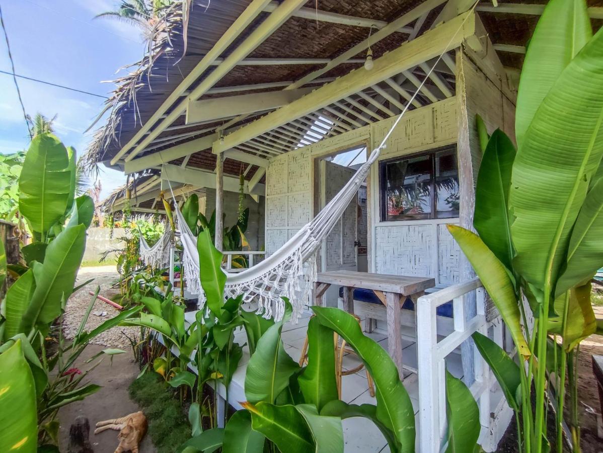 The Surf Shacks - Beach House, Aircon, Fast Wifi General Luna  Exteriör bild